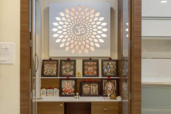 Prayer room wall décor